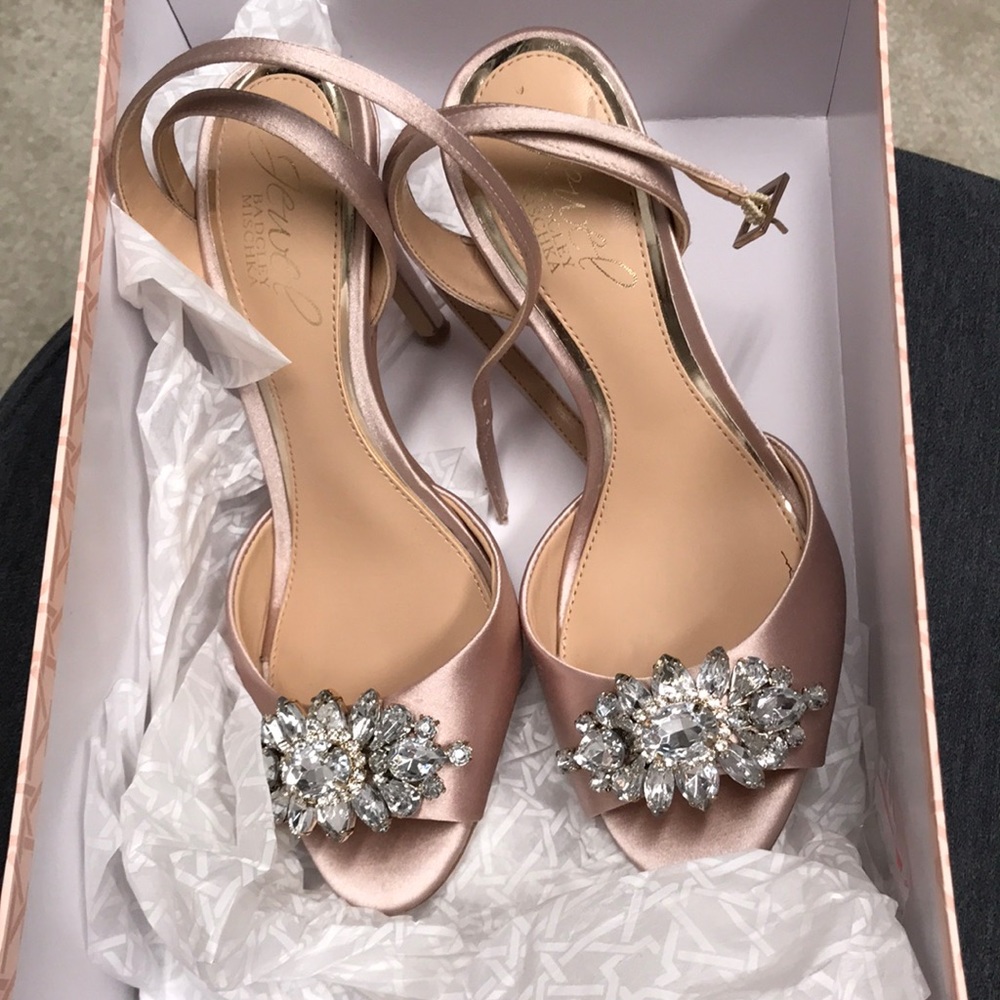 Jewel Badgley Mischka Blush Heels